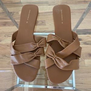 Zara Woman Tan Slide Sandal